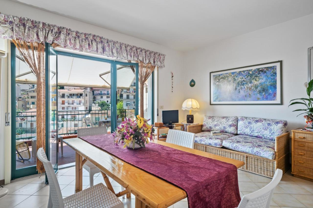 Taormina Comfortable Apartment With Terrace Экстерьер фото